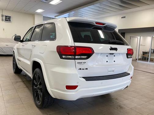 2019 Jeep Grand Cherokee Laredo