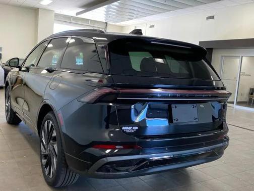 2024 Lincoln Nautilus Black Label