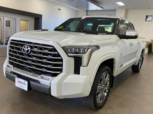2023 Toyota Tundra Hybrid Capstone