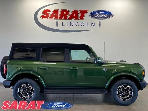 2025 Ford Bronco Outer Banks