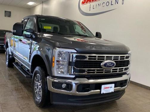 2025 Ford F-250 XLT