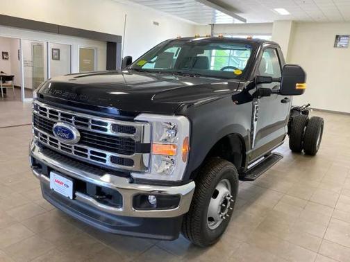 2025 Ford F-350 XL