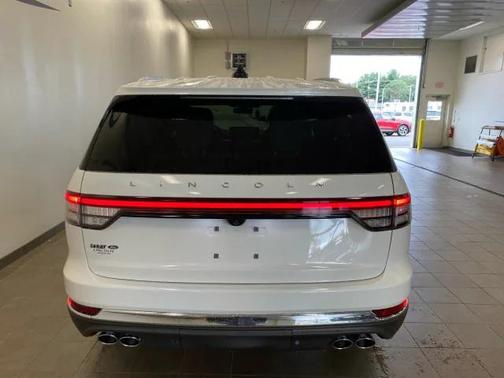 2025 Lincoln Aviator Premiere