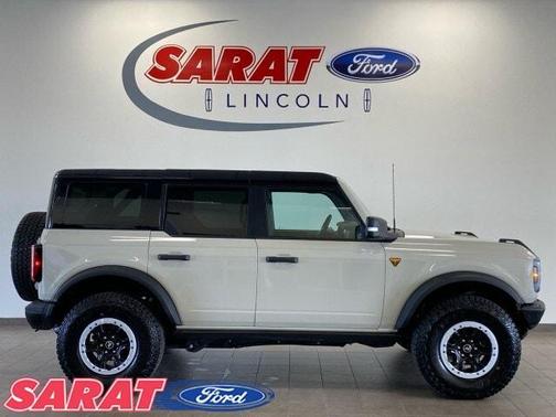Desert Sand 2025 Ford Bronco Badlands