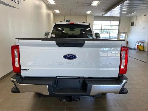 2025 Ford F-350 XLT