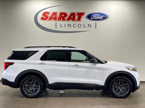 2023 Ford Explorer ST