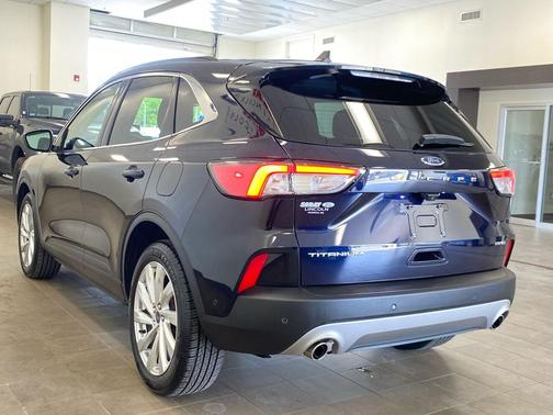 ANTIMATTER BLUE 2021 Ford Escape Titanium