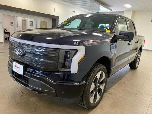 2025 Ford F-150 Lightning Platinum