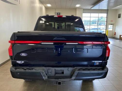 2025 Ford F-150 Lightning Platinum