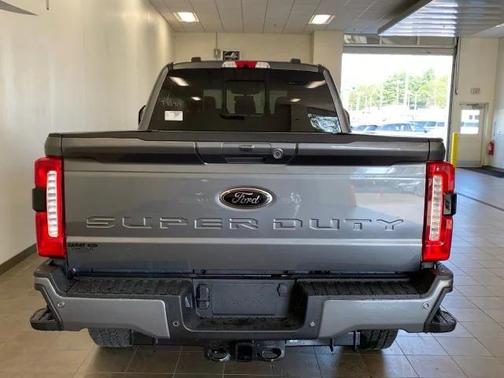 2025 Ford F-350 Lariat