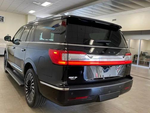 2019 Lincoln Navigator L Black Label