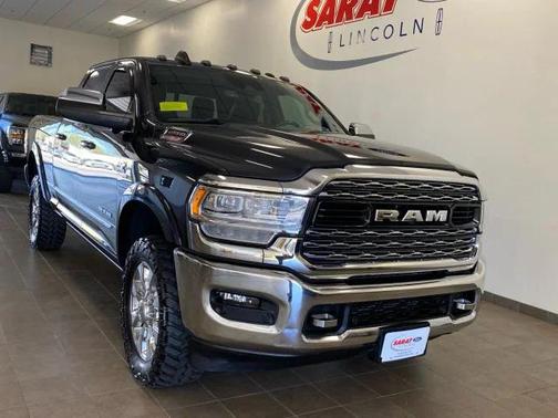 2019 RAM 2500 Limited Crew Cab 4x4 6'4' Box