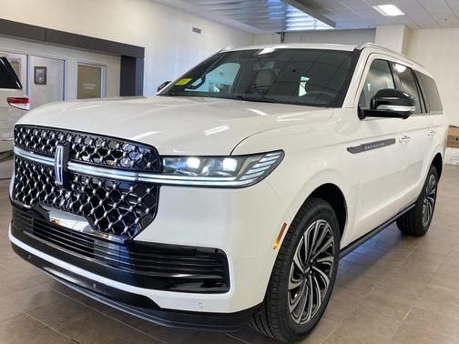 2025 Lincoln Navigator Black Label