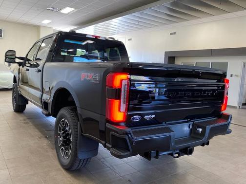 2026 Ford F-350 Platinum
