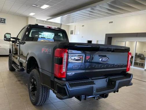 2025 Ford F-350 XLT