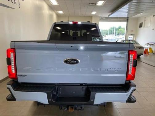 2024 Ford F-350 Lariat