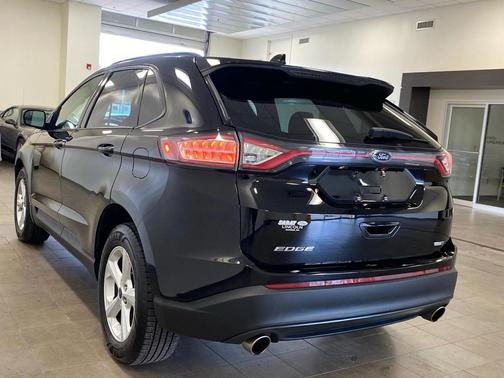 2017 Ford Edge SE