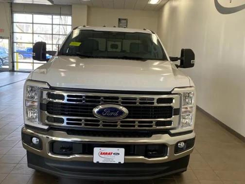 2025 Ford F-350 XLT