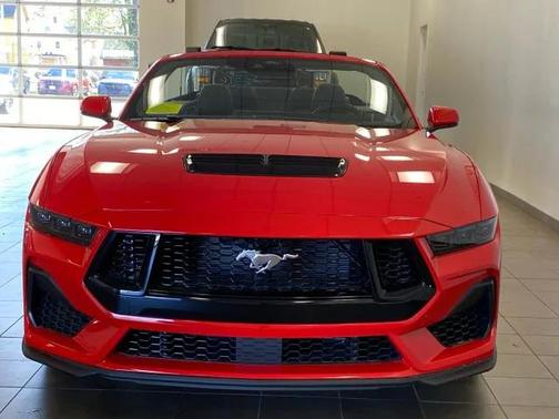 2025 Ford Mustang GT Premium