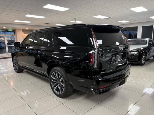 2021 Cadillac Escalade ESV Sport Platinum