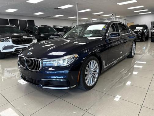 2018 BMW 740 740i