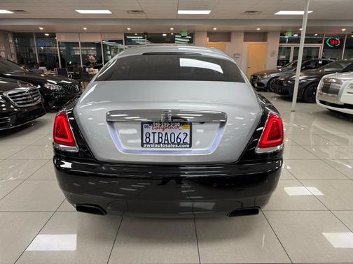 2014 Rolls-Royce Wraith Coupe