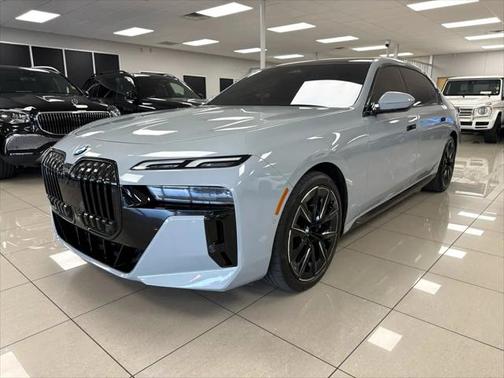 2023 BMW 740 i