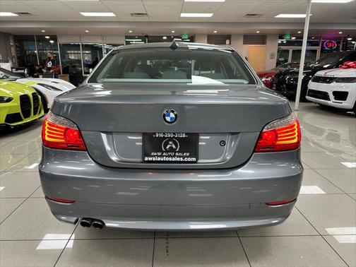2008 BMW 528 528i