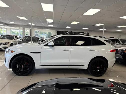2017 Jaguar F-PACE S