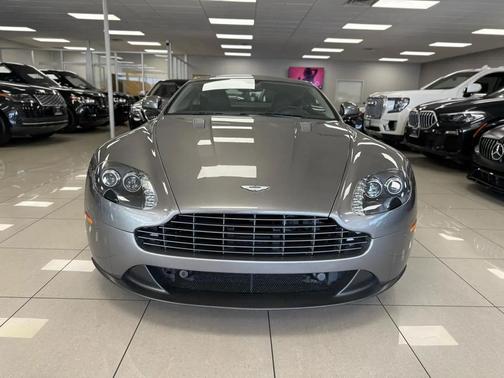 2014 Aston Martin V8 Vantage Base