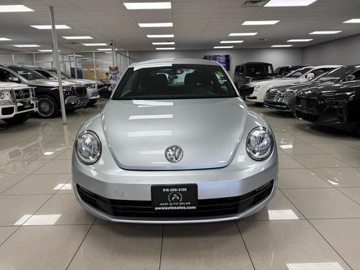 2014 Volkswagen Beetle Auto 1.8T Entry