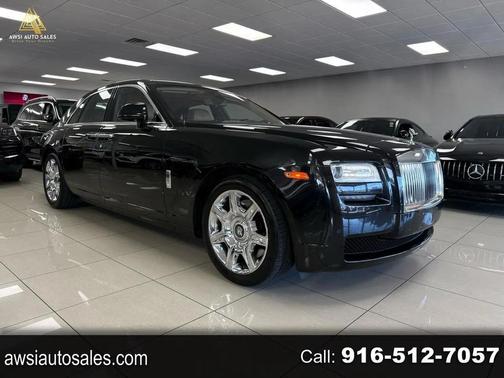 2013 Rolls-Royce Ghost Sedan