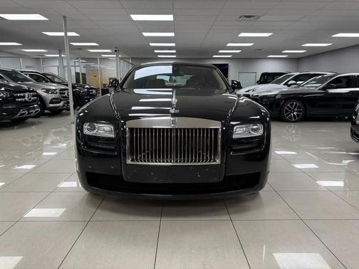 Black 2013 Rolls-Royce Ghost Sedan