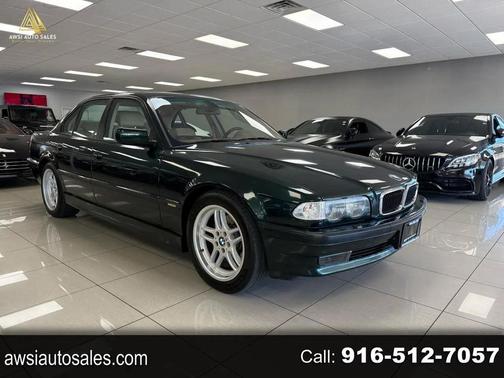 Green 2001 BMW 740 740i