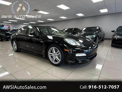 2011 Porsche Panamera 4