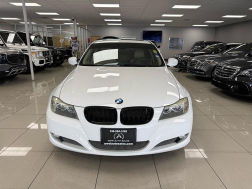 2011 BMW 328 328i