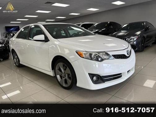 2014 Toyota Camry SE Sport