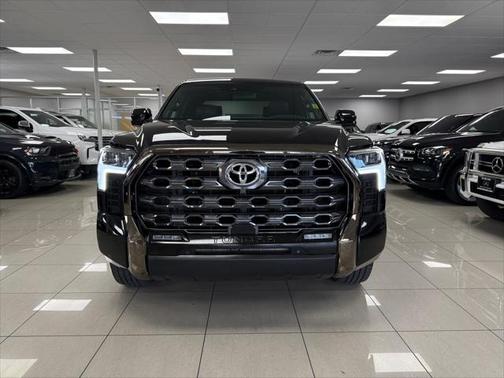 2022 Toyota Tundra Platinum