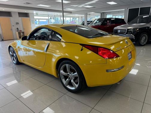 2005 Nissan 350Z Anniversary Edition