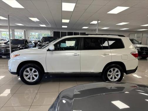 2013 Toyota Highlander SE