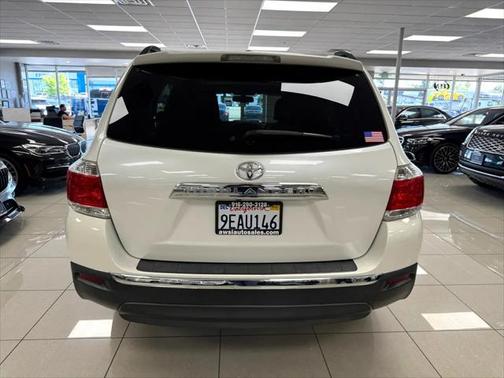 2013 Toyota Highlander SE