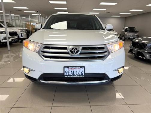2013 Toyota Highlander SE