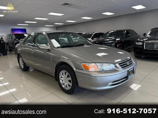 Gray 2000 Toyota Camry CE
