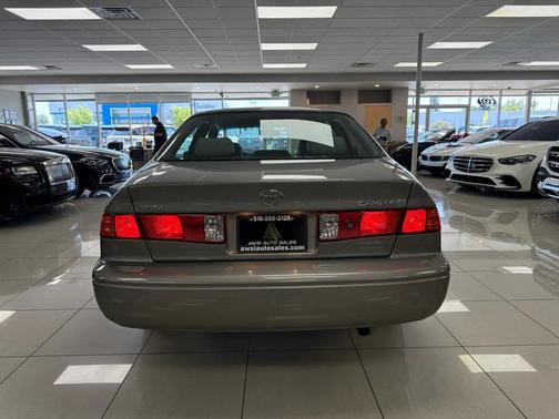 Gray 2000 Toyota Camry CE