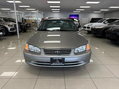 Gray 2000 Toyota Camry CE