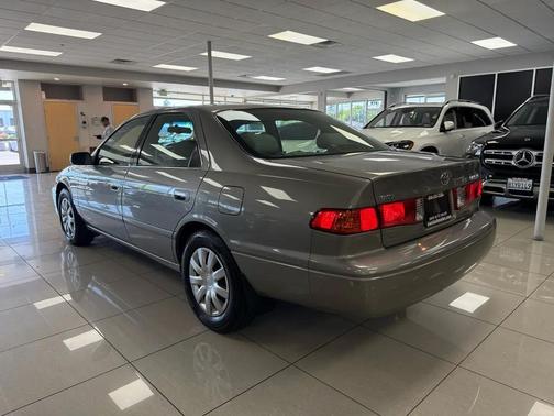 Gray 2000 Toyota Camry CE