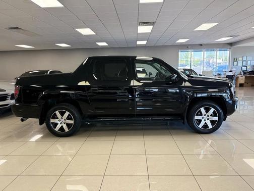 Crystal Black Pearl 2014 Honda Ridgeline SE