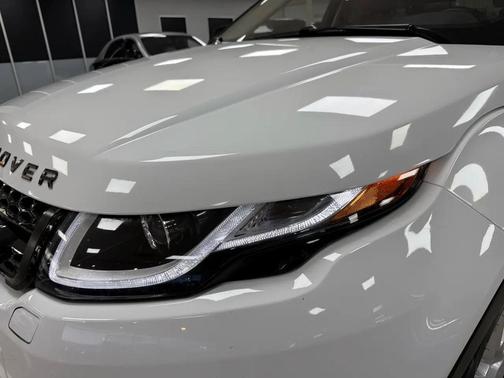 2019 Land Rover Range Rover Evoque SE