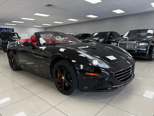 Black 2015 Ferrari California T