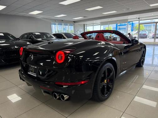 Black 2015 Ferrari California T